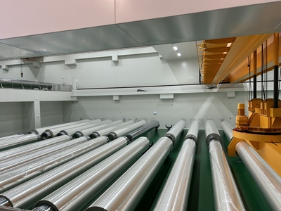 薄膜僅厚2微米，悄悄走進千萬家——電子專用材料的創新研發與高質量發展之路